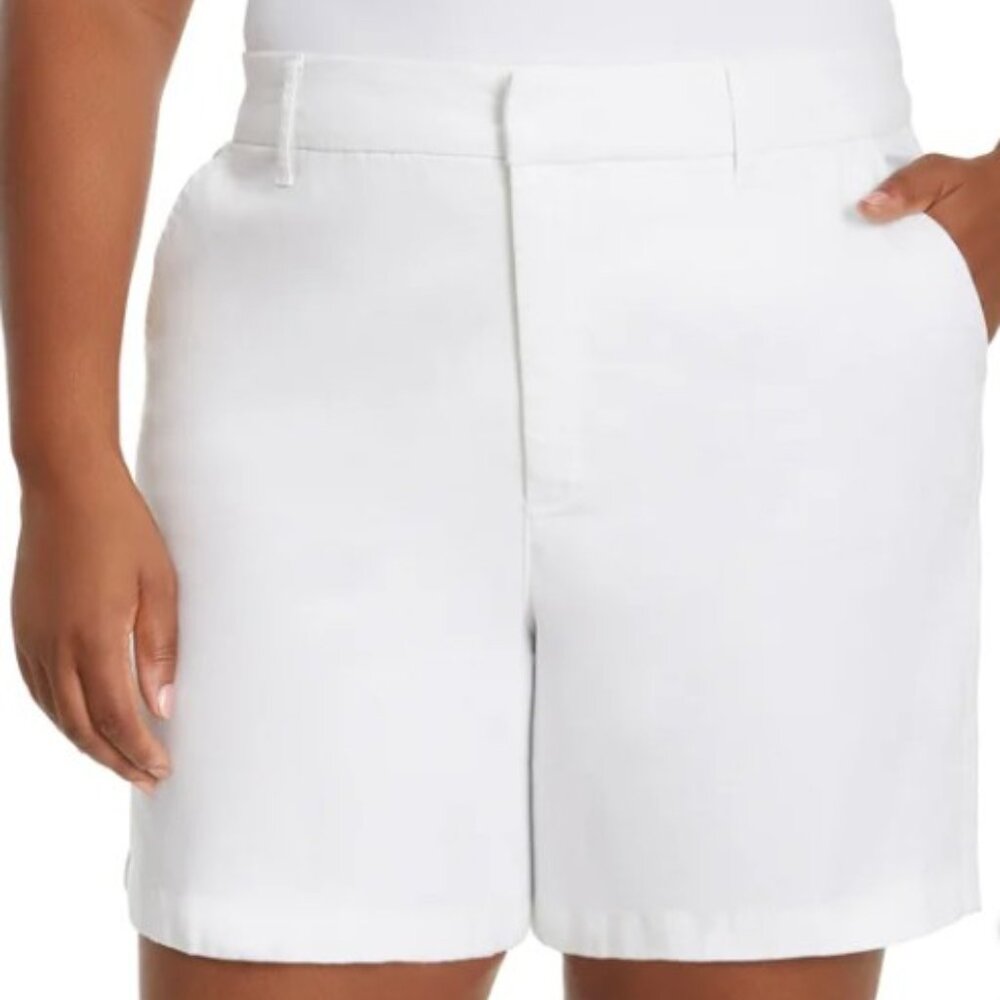 🆕 Gloria Vanderbilt Mid-Rise Stretch Twill Chino Shorts – 5" Inseam (Size 16)